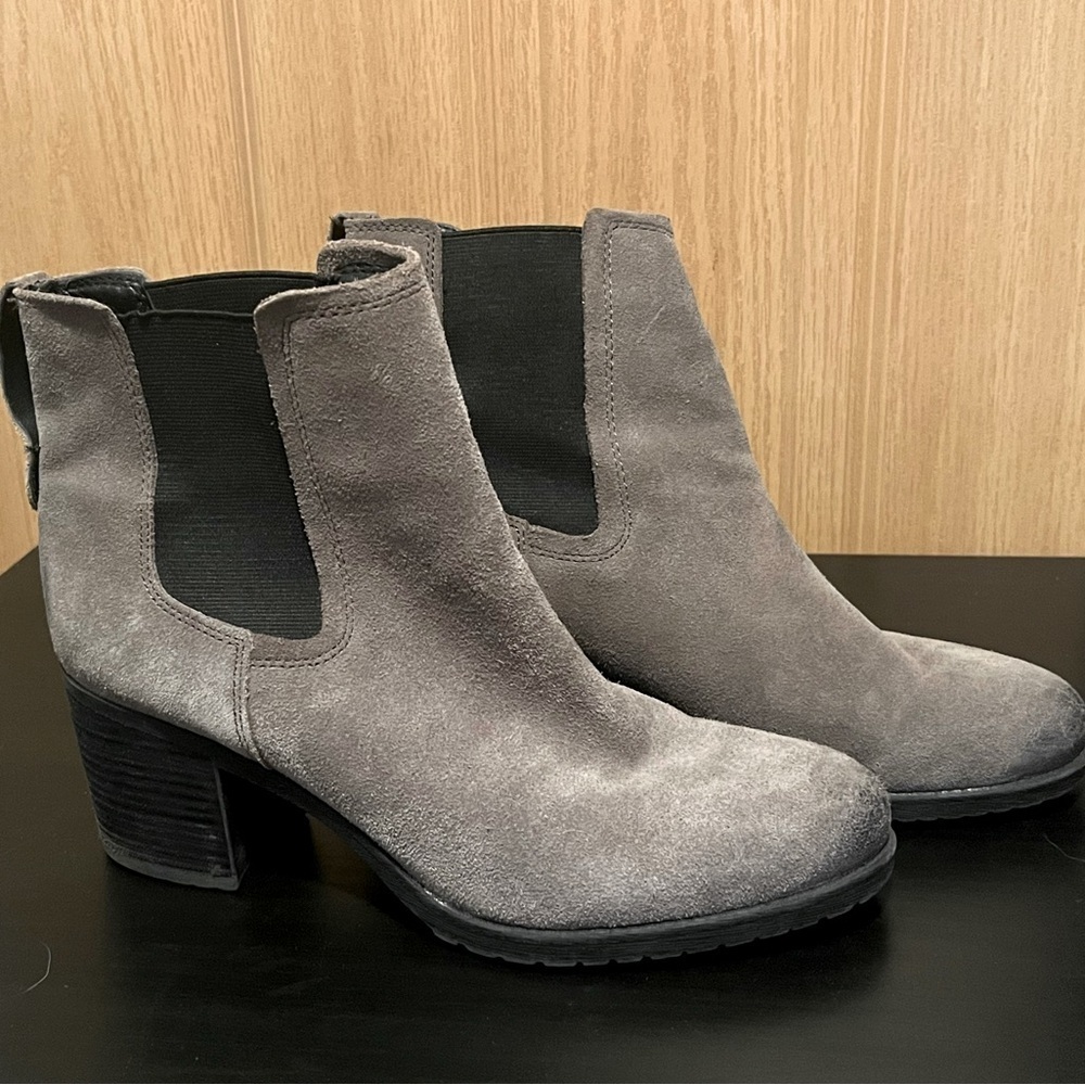 Sam Edelman Gray Suede 'Hanley' Chelsea Boots Women’s Size 10